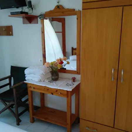 Tonia Apartment