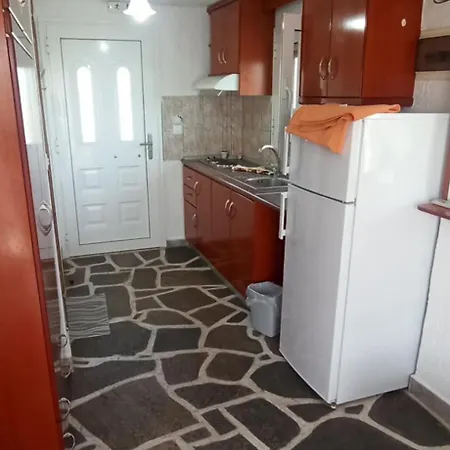 Tonia Apartment