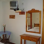Tonia * Sarti