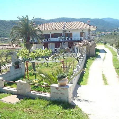 Apartament Tonia *